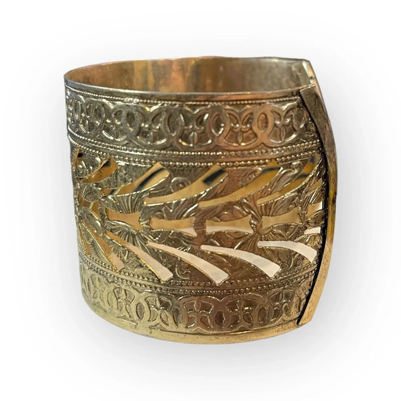 VTG | 34g Brass Cutout Cuff - Picture 4 of 4
